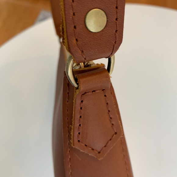 Portland Leather Lucy Shoulder Bag - Picture 7 of 13